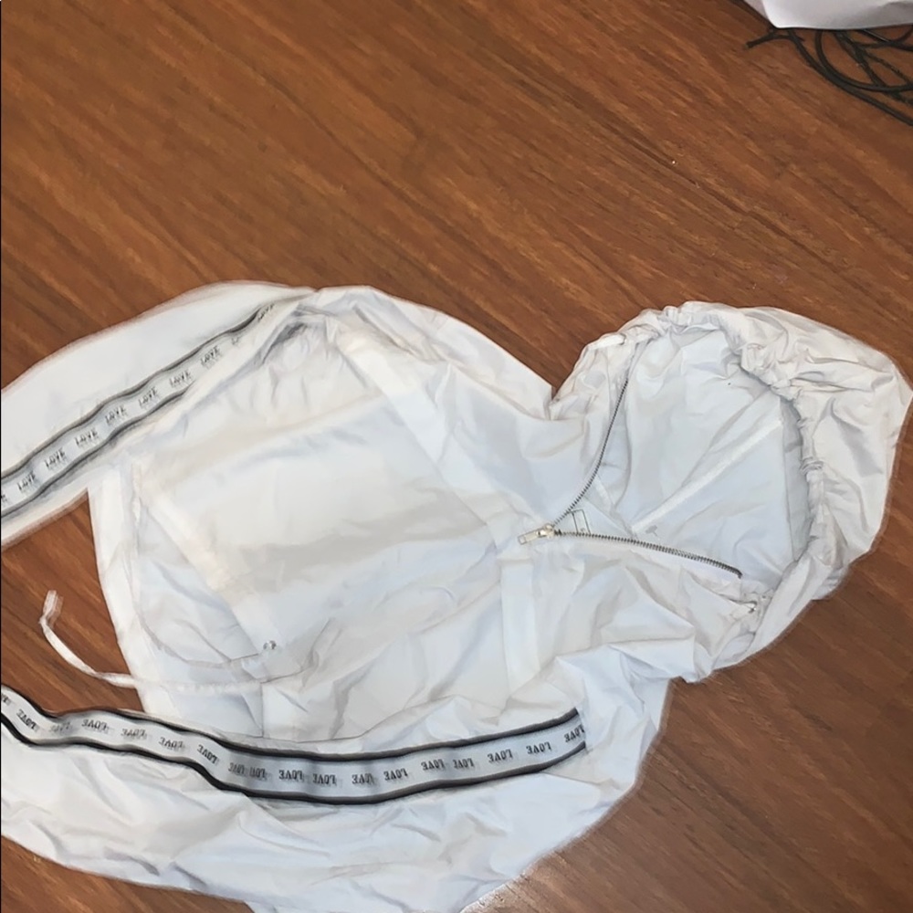 A cute cropped wind breaker